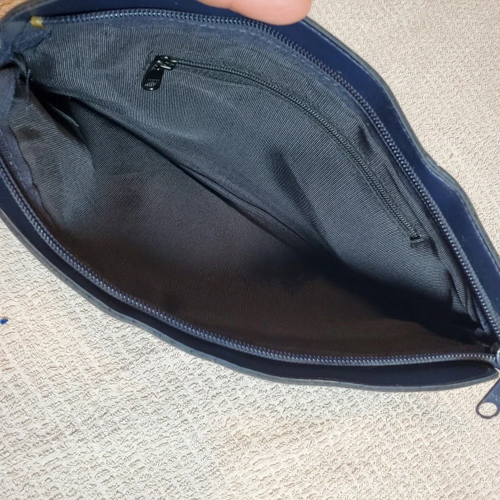Contessa Vtg Geniune Leather‎ Clutch Navy Evening Minimalist Luxe EUC